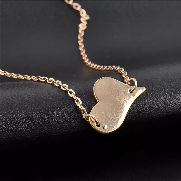 New✨ Heart Necklace ❤️✨ - Picture 4 of 4