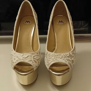 Shoedazzle Peep Toe Pumps