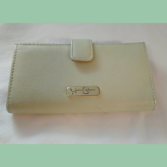 Jessica Simpson Spring Wallet~NWOTs - Picture 4 of 6