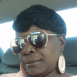 Meet your Posher, Felicia