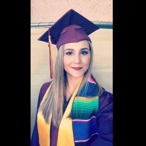 Meet your Posher, Maria olivia