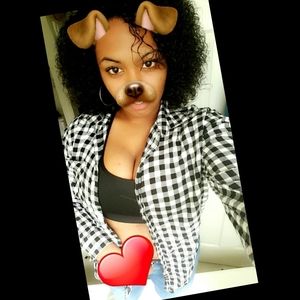 Meet your Posher, Lashae