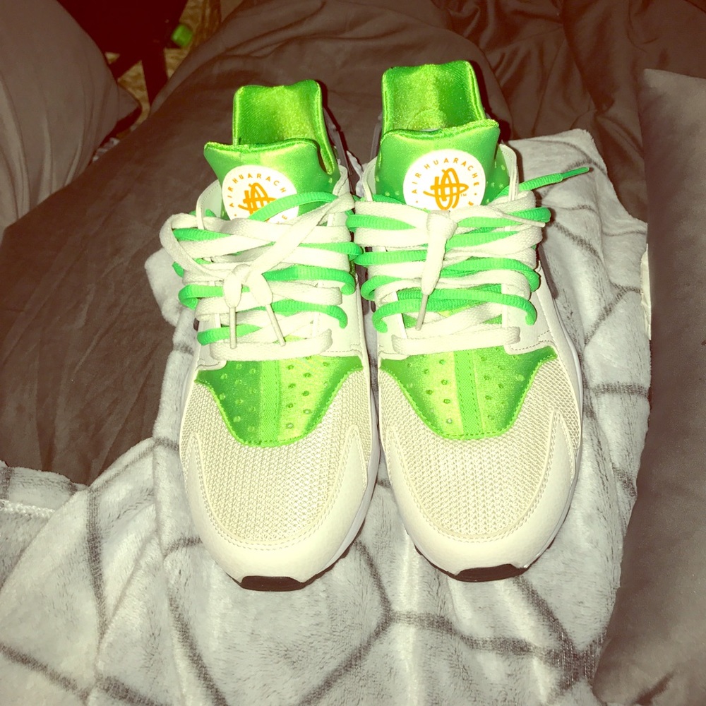 Hurraches worn once hella fresh