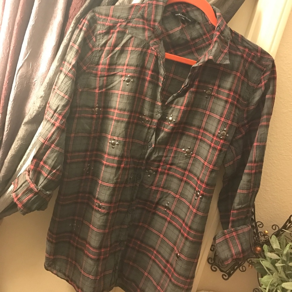 🖤NWOT-Rock&Republic Shirt💜