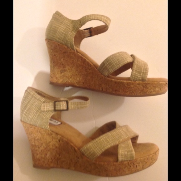 White Mountain Shoes - White Mountain Corkscrew Wedge Sandals