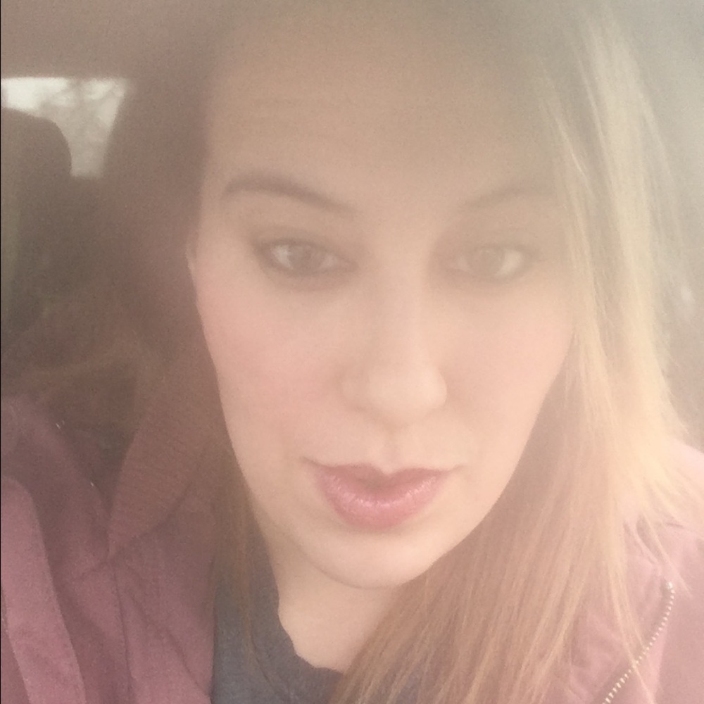 Meet your Posher, Gabrielle