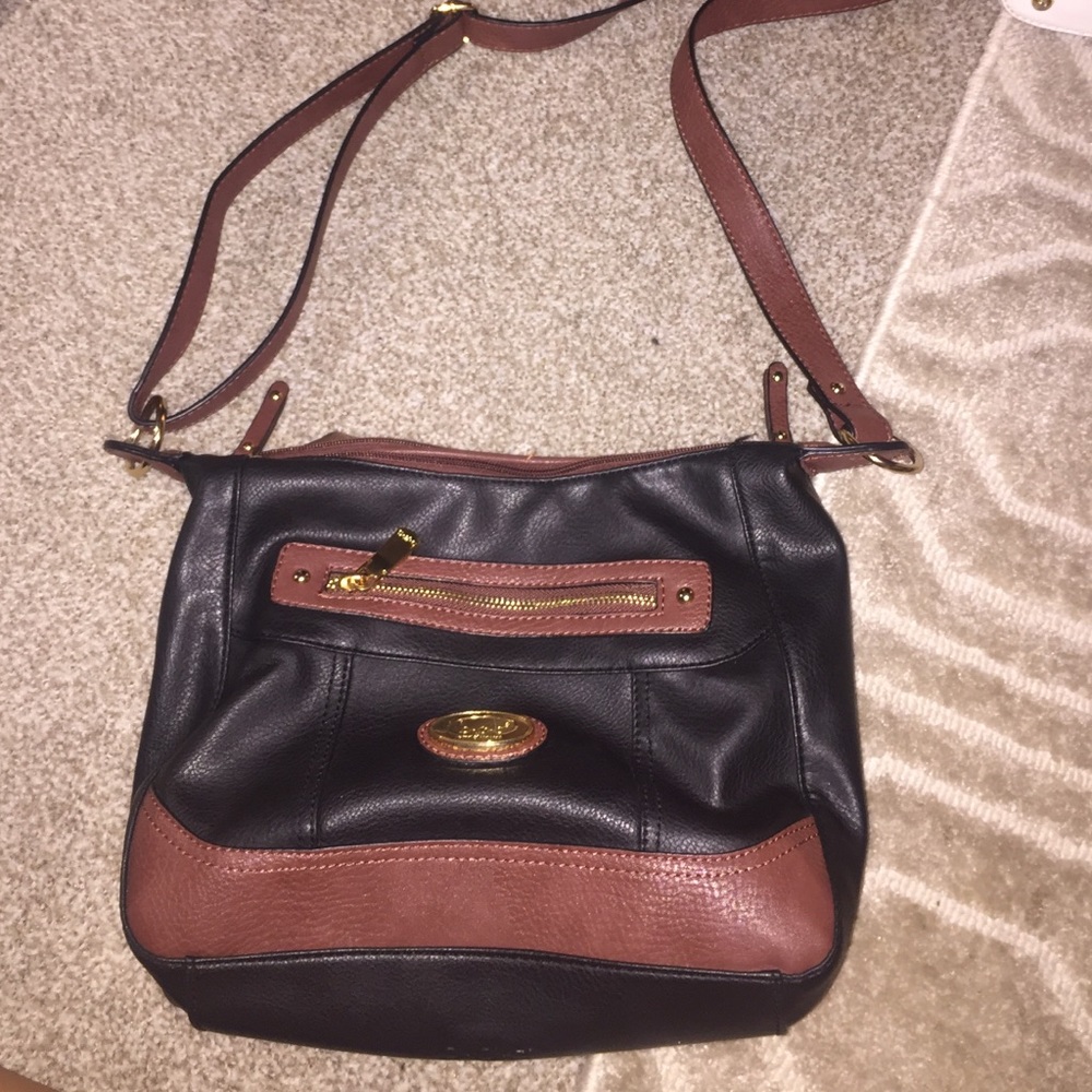 b.o.c black and chocolate brown purse