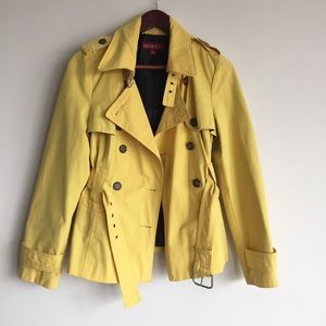 🌼SPRING SALE🌼 Yellow trench/rain coat - Med.