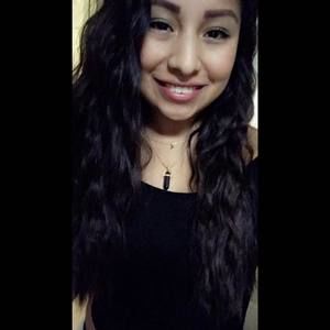 Meet your Posher, Kelly