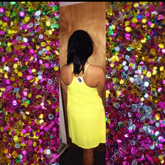 🆕 Neon Yellow Laced Up Caged Dress - Picture 2 of 5