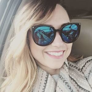 Meet your Posher, Jenni