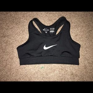 Nike Pro Sports Bra