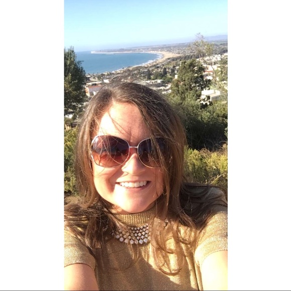 Hi, I'm Meg❗️Welcome To My Coset 😊 - Picture 4 of 6