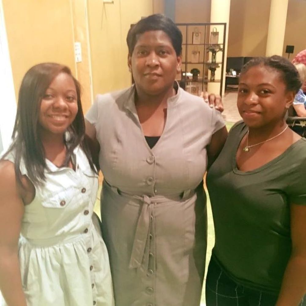 Meet your Posher, Lexus