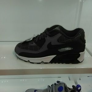 Meet your Posher, Sabrina