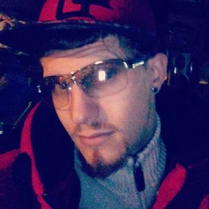 Meet your Posher, Charles