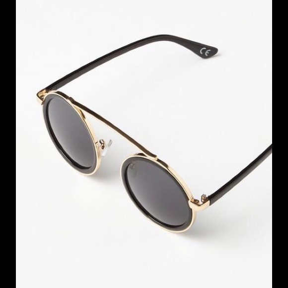 💋Nib/Missguided UK/Black Round w Metal Crossbar - Picture 4 of 7