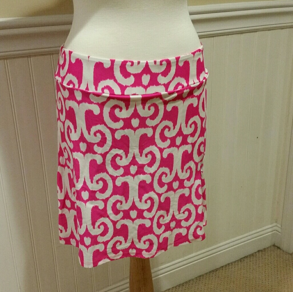 Pull on spandex skirt