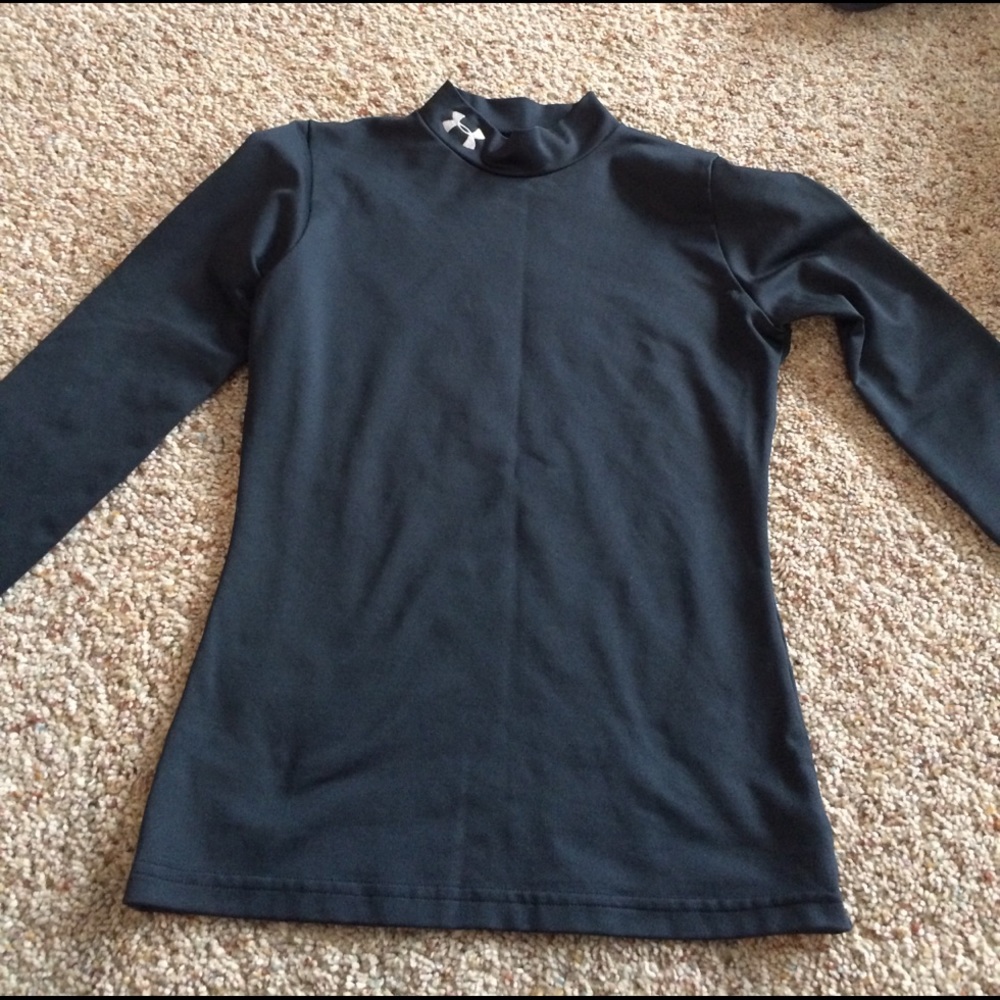 Under Armour compression shirt youth medium