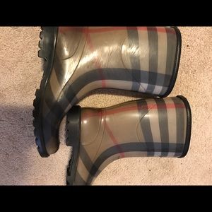 Authentic Burberry rain boots