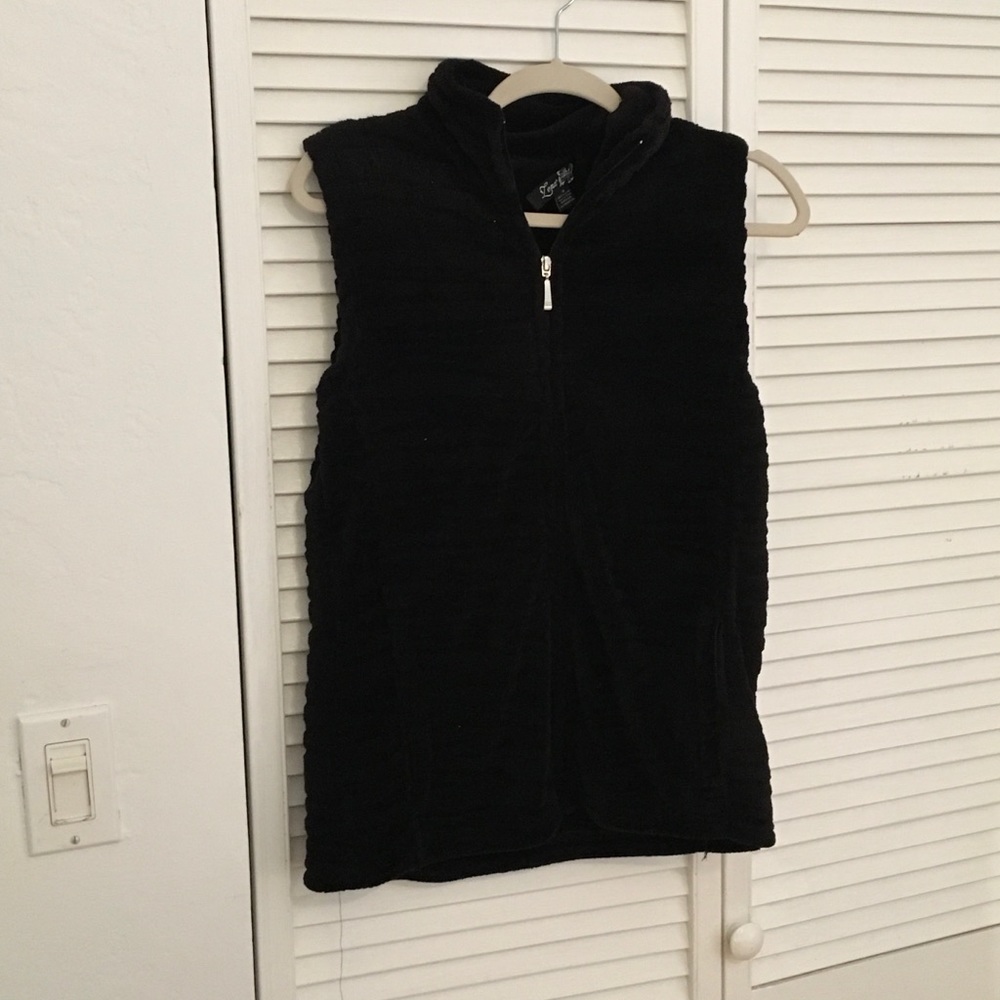 Black zippered sleeveless velour vest - Picture 1 of 5