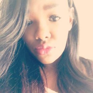 Meet your Posher, Latoya