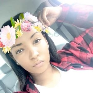 Meet your Posher, Jasmine