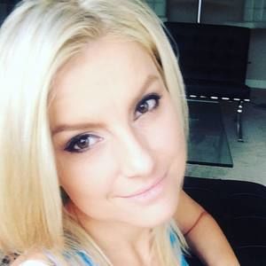 Meet your Posher, Monika