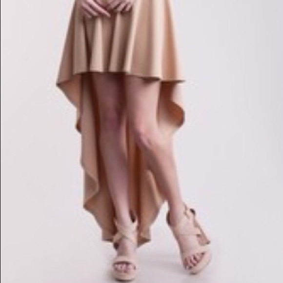 Beautiful hi low dress - Picture 2 of 4