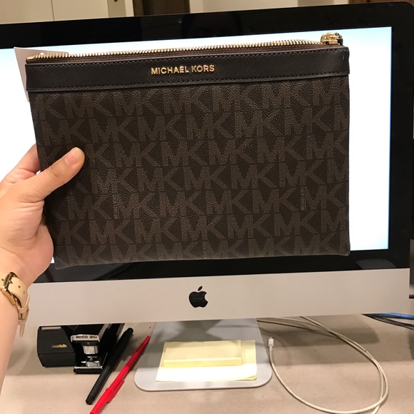 KORS Michael Kors Bags Kieran Xl Brown Gold Zip Clutch Poshmark