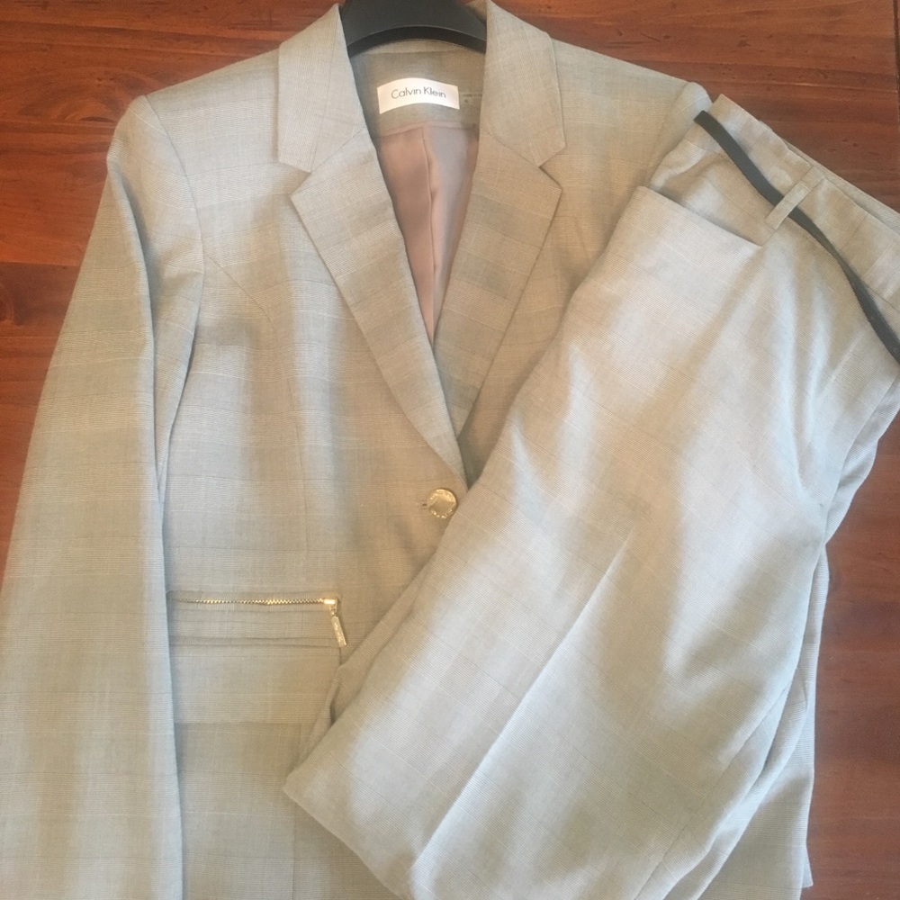 Calvin Klein woman's suit size 6