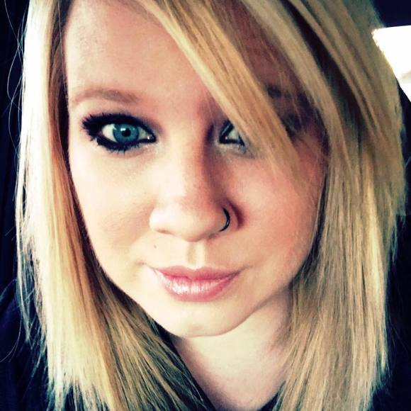 Meet your Posher, Jen - Picture 1 of 1