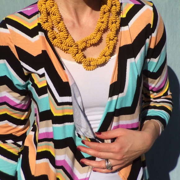 Bright Chevron Drape Cardigan New - Picture 2 of 8