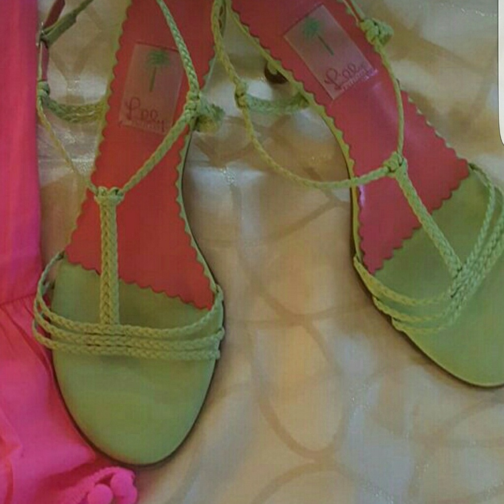 Lilly Pulitzer heel