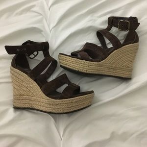 Ugh wedges