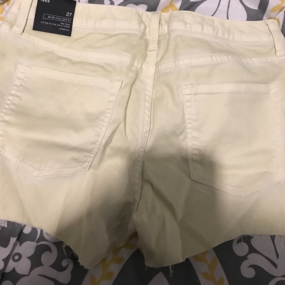 Shorts - Picture 2 of 3