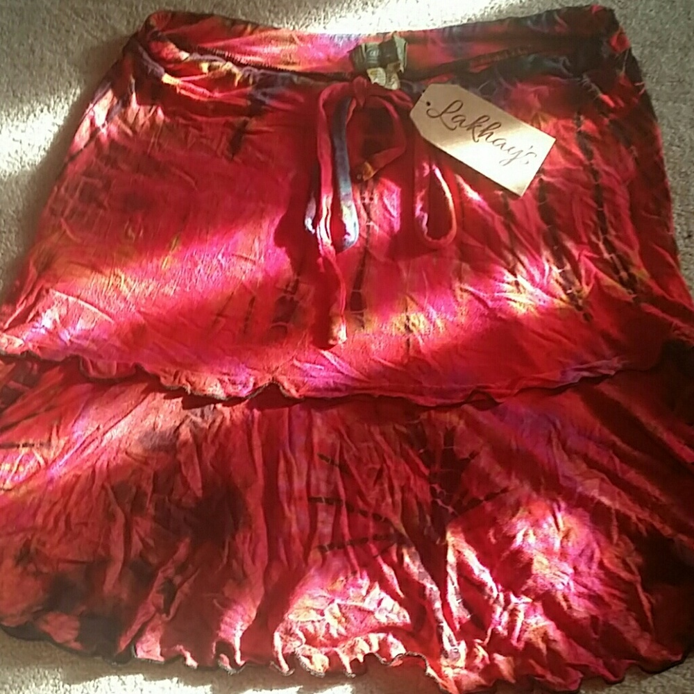 Lakhays skirt