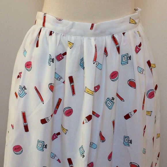 White Make-up Print Skirt New - Picture 4 of 8