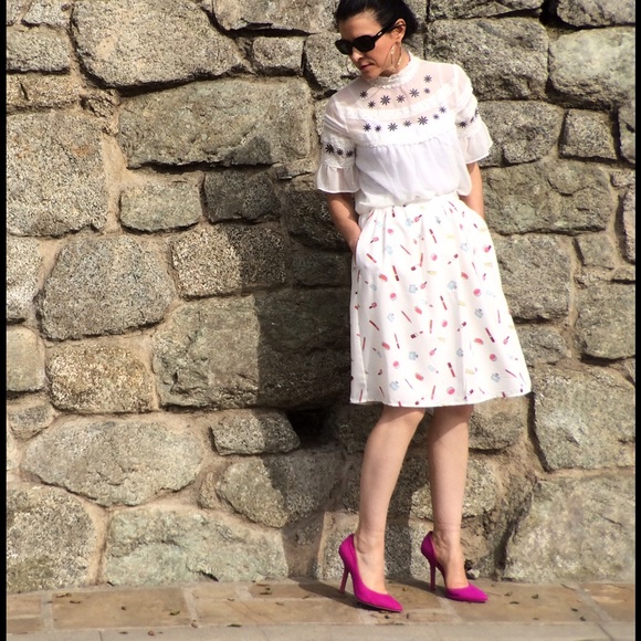 White Make-up Print Skirt New - Picture 7 of 8