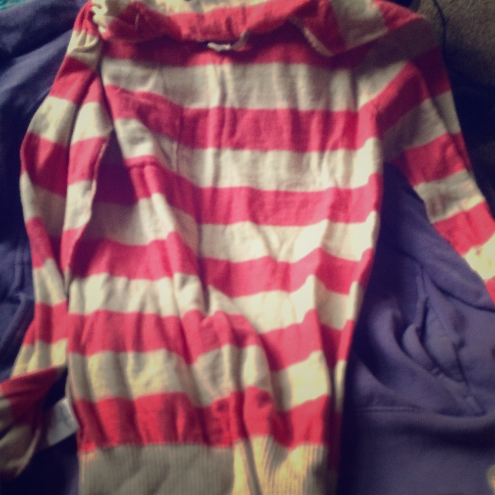 American eagle sweater