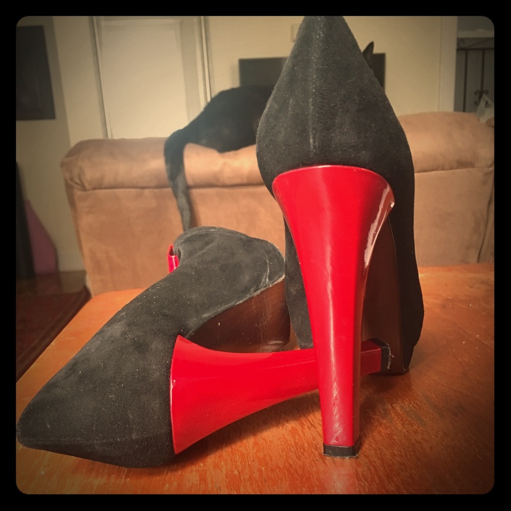 Red Heeled Stuart Weitzman Shoes- Size 8.5