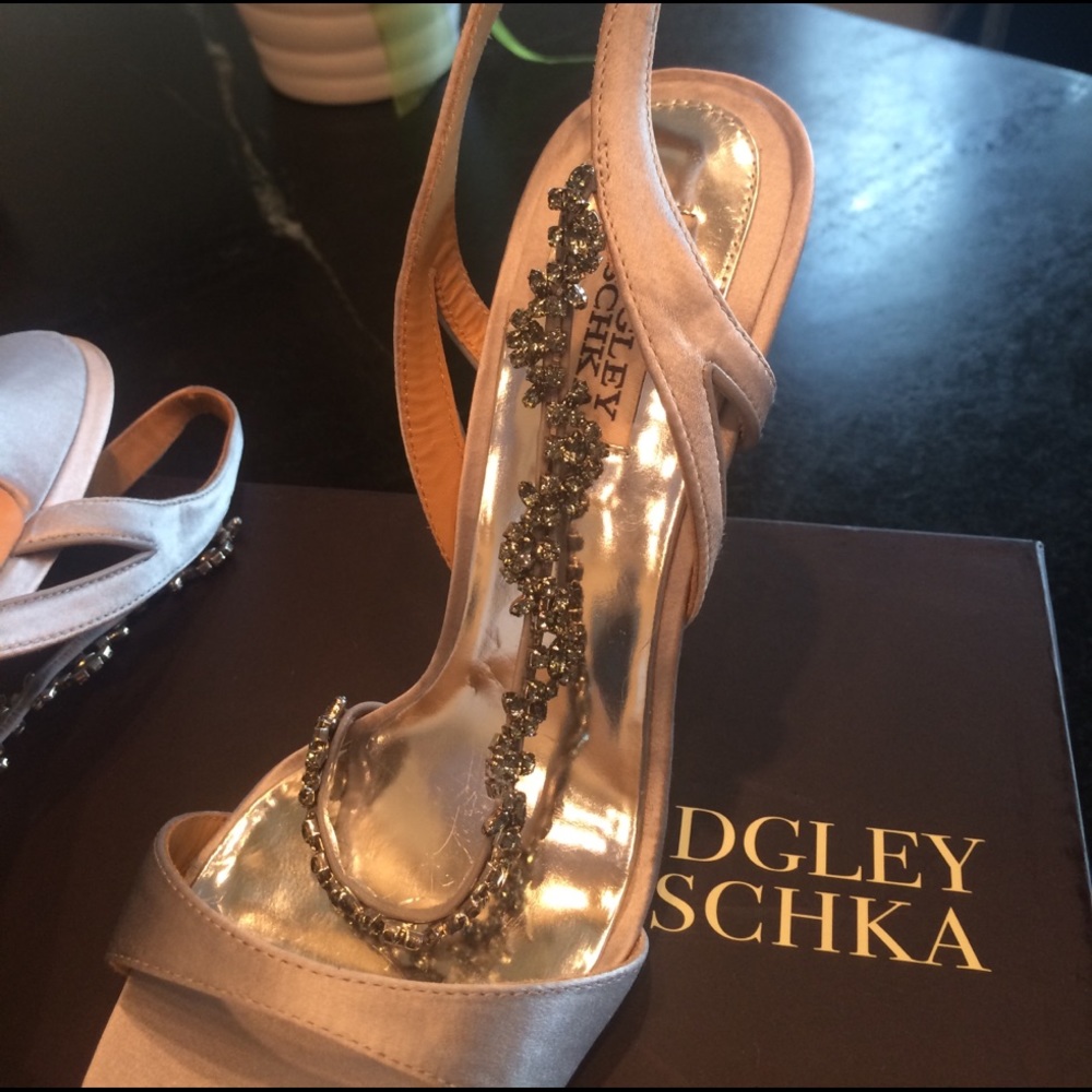 WEDDING ! Badgley Mishka Forrester Heels - Picture 3 of 5