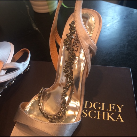 WEDDING ! Badgley Mishka Forrester Heels - Picture 3 of 5