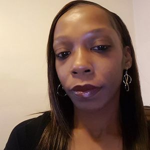 Meet your Posher, Latisha