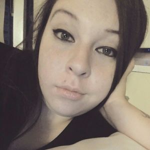 Meet your Posher, Edna