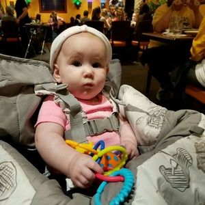 Meet your Posher, Joni