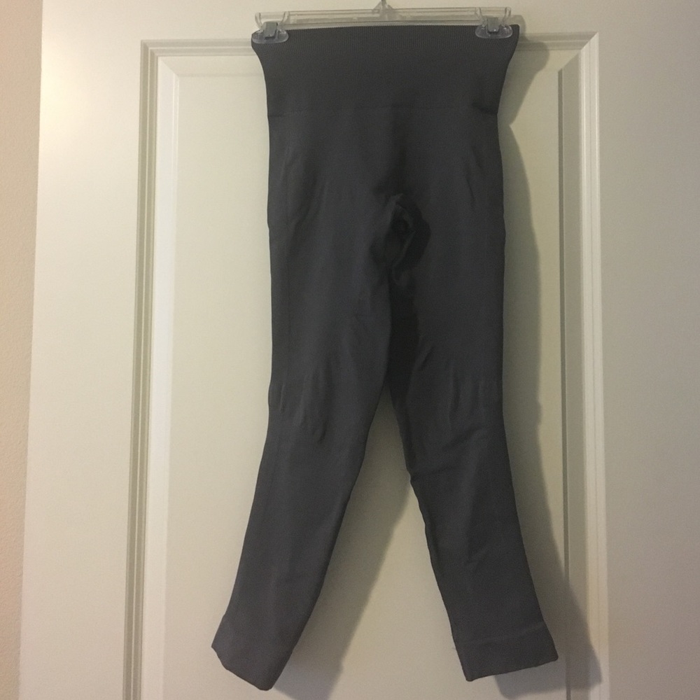 Gray Lululemon tights