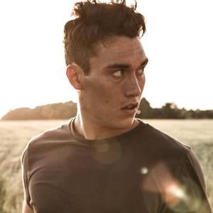 Meet your Posher, Nico