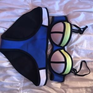 Triangl Poppy Blue Crush Balconnet