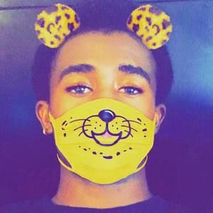 Meet your Posher, Jean